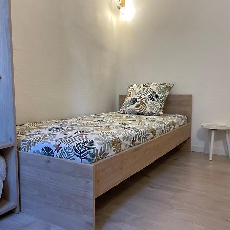Appartamento T2 Plein Centre Au 1Er Etage Avec Parking Prive Millau Esterno foto